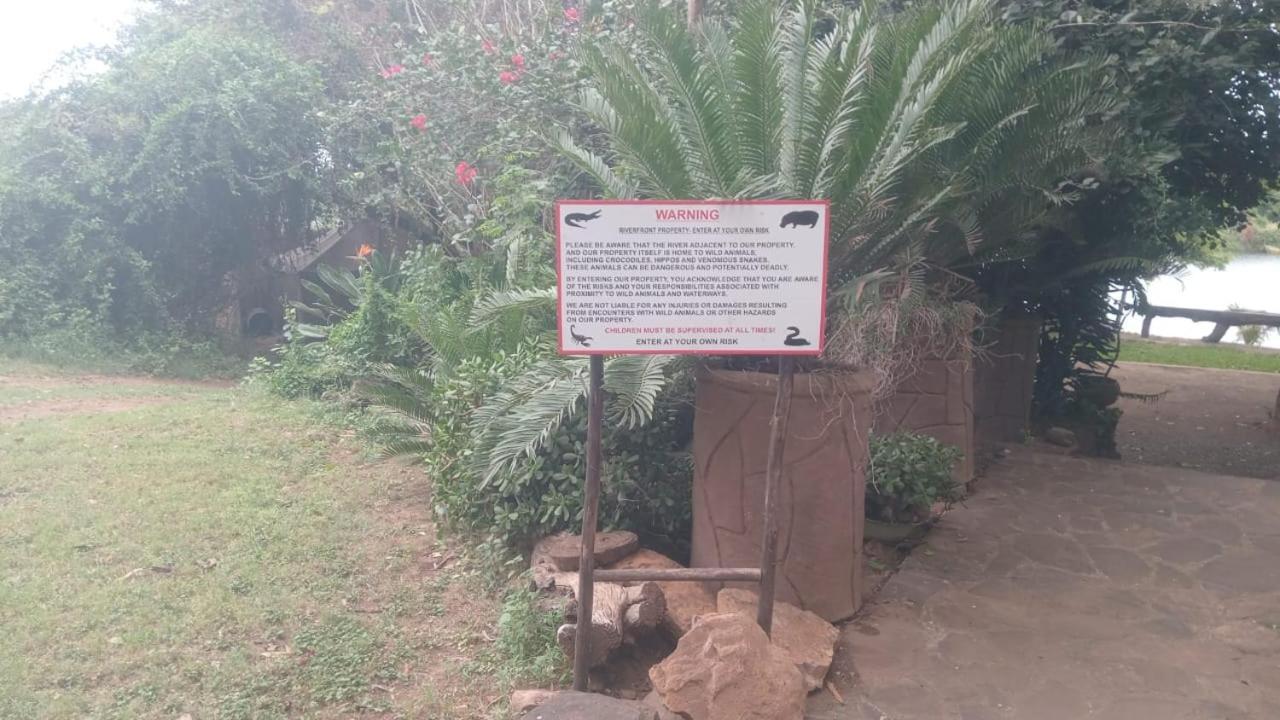 Hippo Retreat & Tiger Fishing Komatipoort Exterior photo